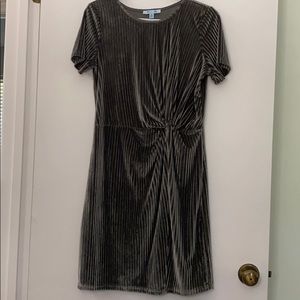 She & sky velvet dress.